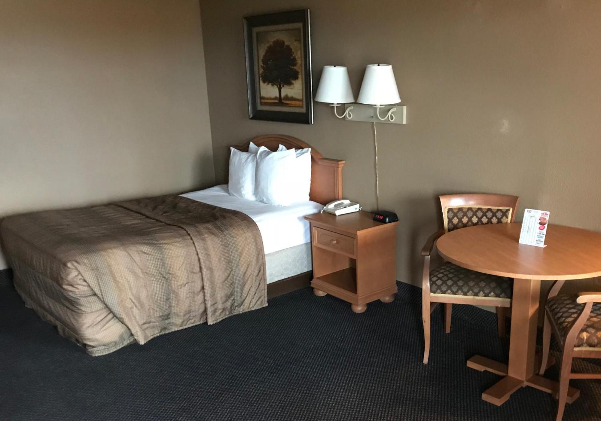 Liberty Lodge Сент-Роберт Экстерьер фото